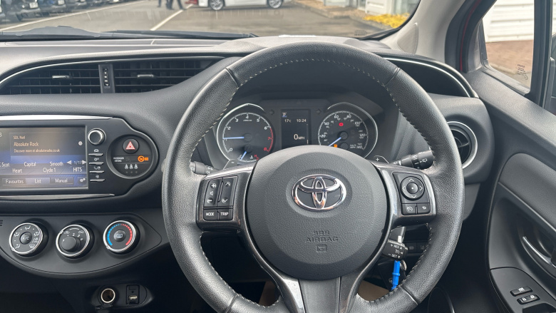 Toyota Yaris 1.5 VVT-i Y20 5dr CVT [Bi-tone] Petrol Hatchback